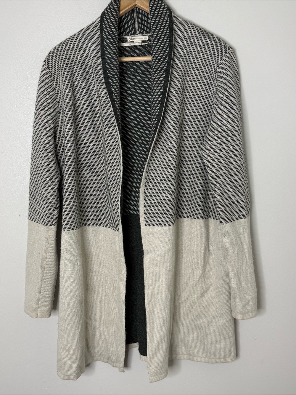 Cato Womens Medium Cardigan Cream and Gray Long Soft Sweater Open Front